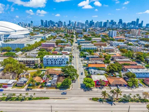 1675 NW 2nd Street Miami FL 33125