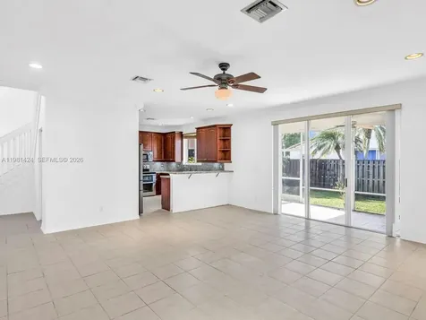 1663 E Harmony Lake Circle Davie FL 33324