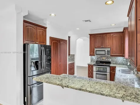 1663 E Harmony Lake Circle Davie FL 33324