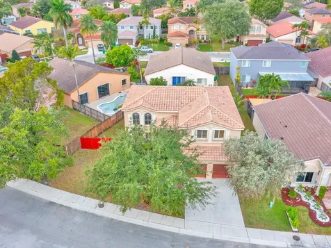 1663 E Harmony Lake Circle Davie FL 33324