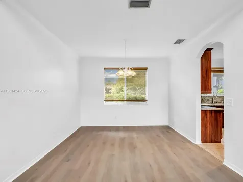1663 E Harmony Lake Circle Davie FL 33324