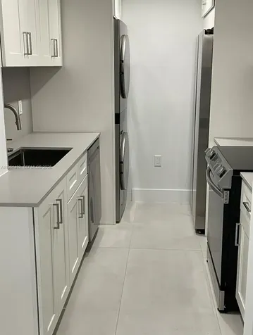 10275 Collins Avenue Bal Harbour FL 33154