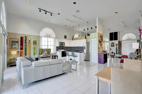 11585 N Quayside Drive Cooper City FL 33026