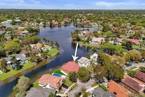 11585 N Quayside Drive Cooper City FL 33026