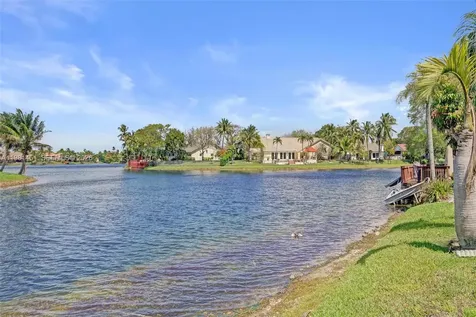 11585 N Quayside Drive Cooper City FL 33026