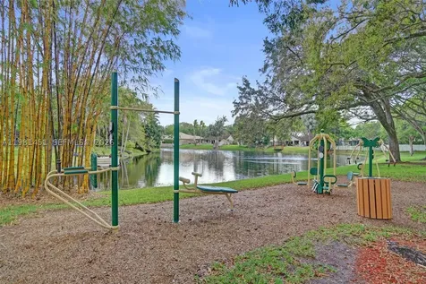 11585 N Quayside Drive Cooper City FL 33026