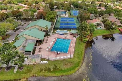 11585 N Quayside Drive Cooper City FL 33026