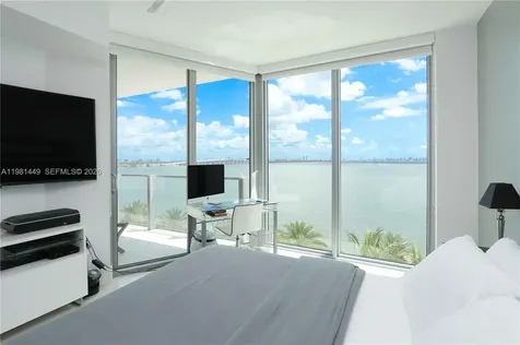 2900 NE 7th Avenue Miami FL 33137