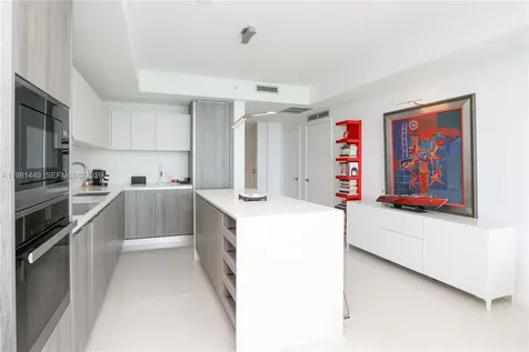 2900 NE 7th Avenue Miami FL 33137