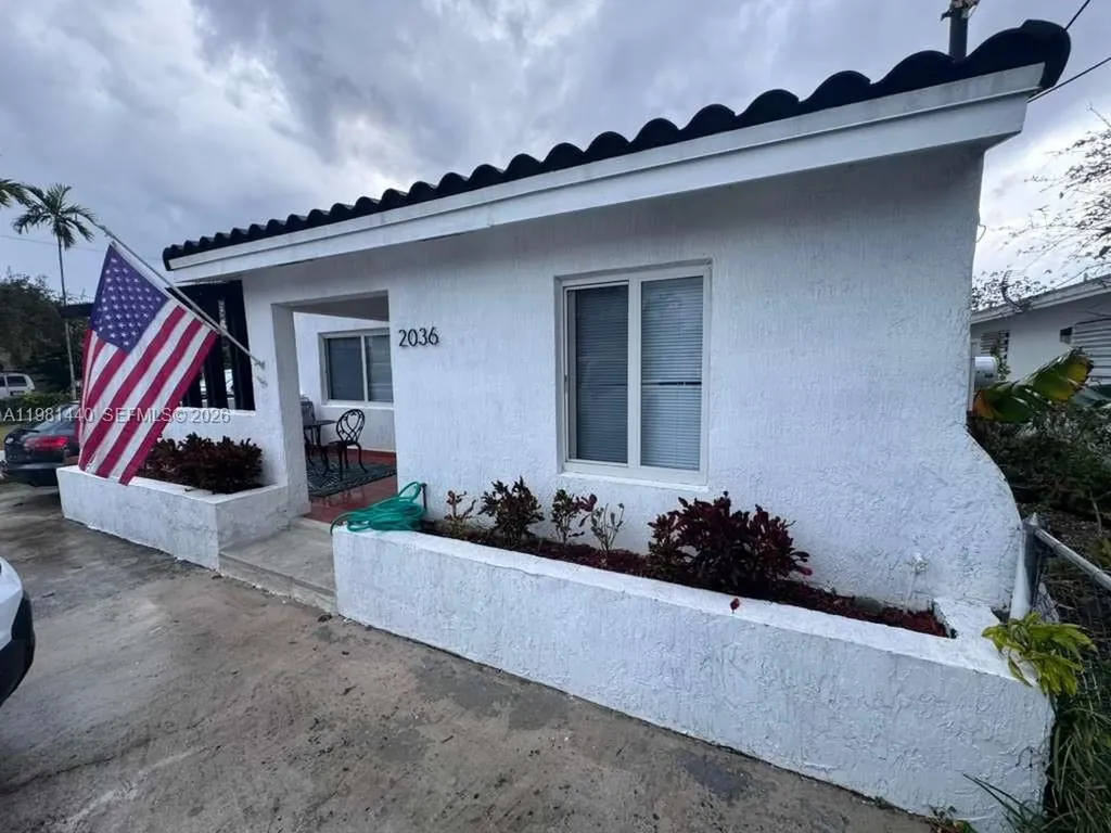 2036 SW 57th Court Miami FL 33155