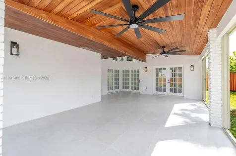 8940 SW 4th Terrace Miami FL 33174