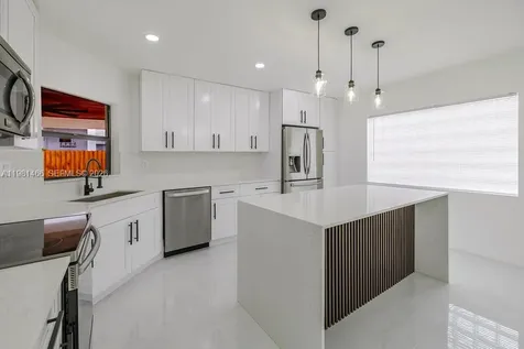 8940 SW 4th Terrace Miami FL 33174