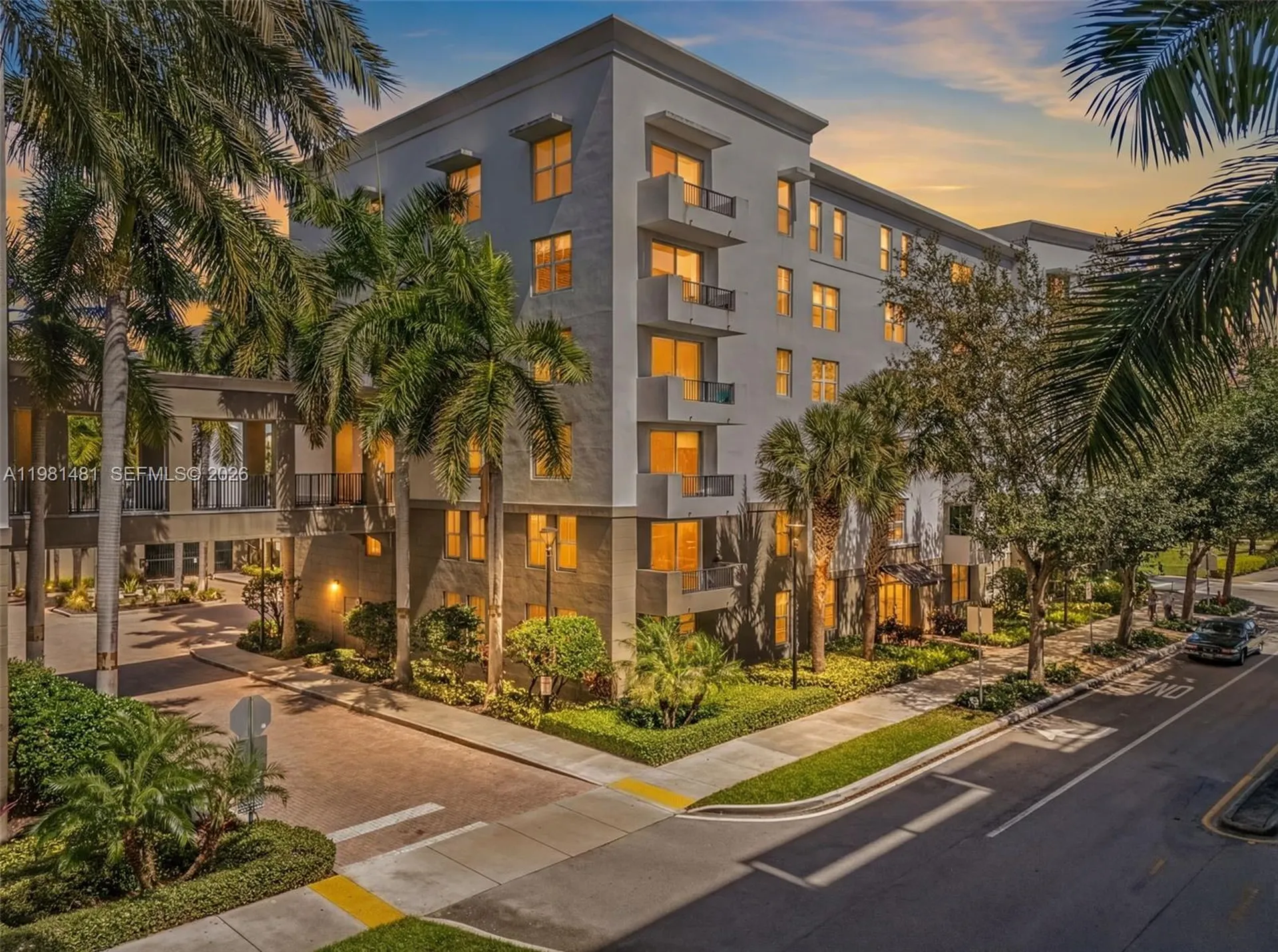 2421 NE 65th Street Fort Lauderdale FL 33308