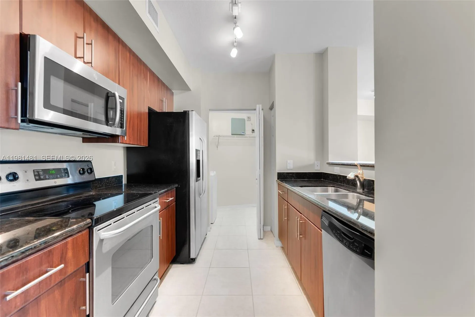 2421 NE 65th Street Fort Lauderdale FL 33308