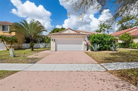 334 SW 194th Avenue Pembroke Pines FL 33029