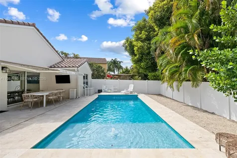 334 SW 194th Avenue Pembroke Pines FL 33029
