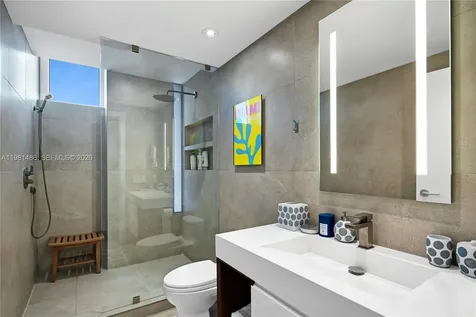 3801 Collins Avenue Miami Beach FL 33140