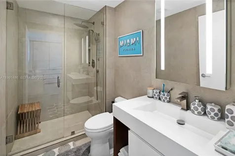 3801 Collins Avenue Miami Beach FL 33140