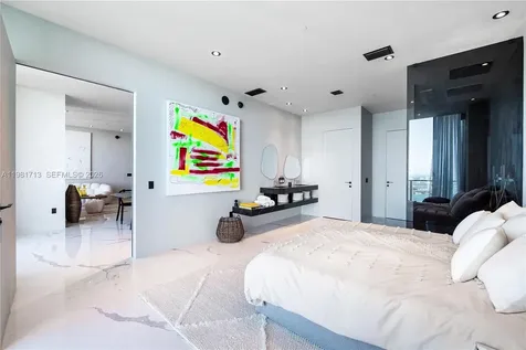 650 NE 32nd Street Miami FL 33137