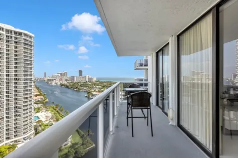 20515 E Country Club Drive Aventura FL 33180