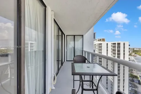 20515 E Country Club Drive Aventura FL 33180