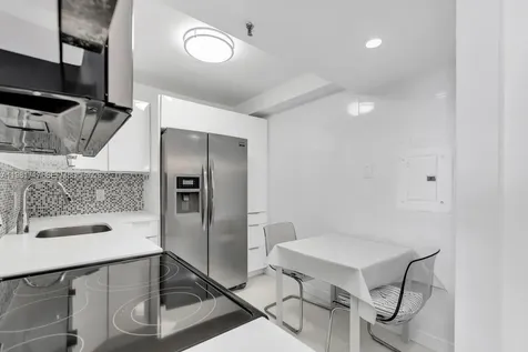 20515 E Country Club Drive Aventura FL 33180