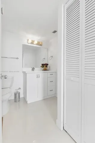 20515 E Country Club Drive Aventura FL 33180