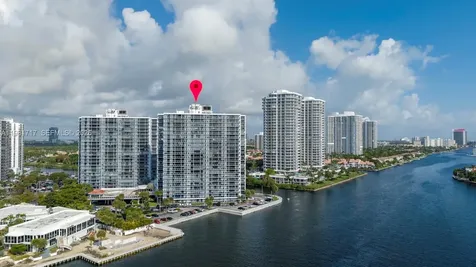 20515 E Country Club Drive Aventura FL 33180