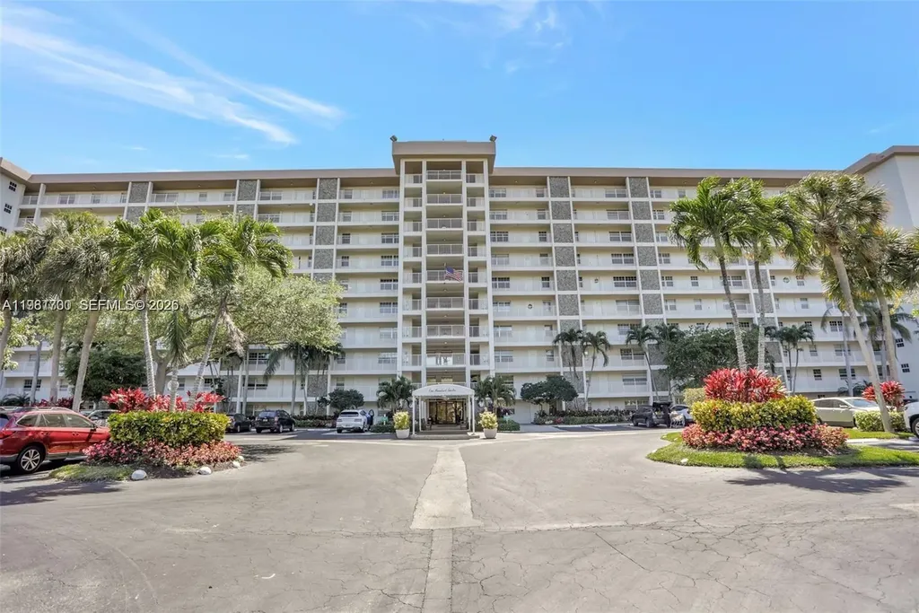 3510 Oaks Way Pompano Beach FL 33069