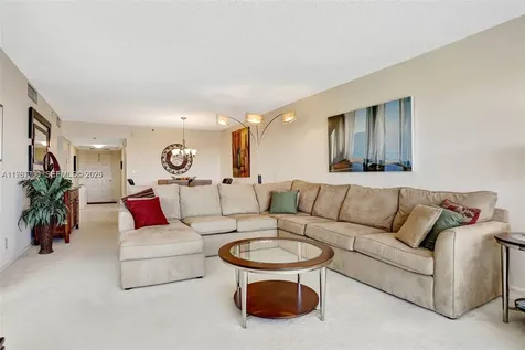 3510 Oaks Way Pompano Beach FL 33069
