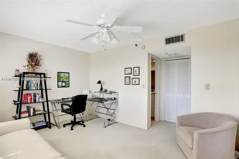 3510 Oaks Way Pompano Beach FL 33069