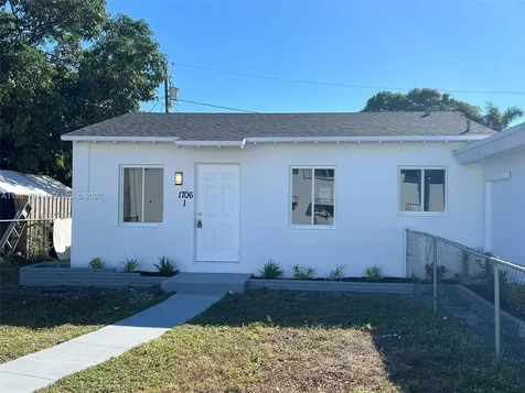 1706 Arthur Street Hollywood FL 33020