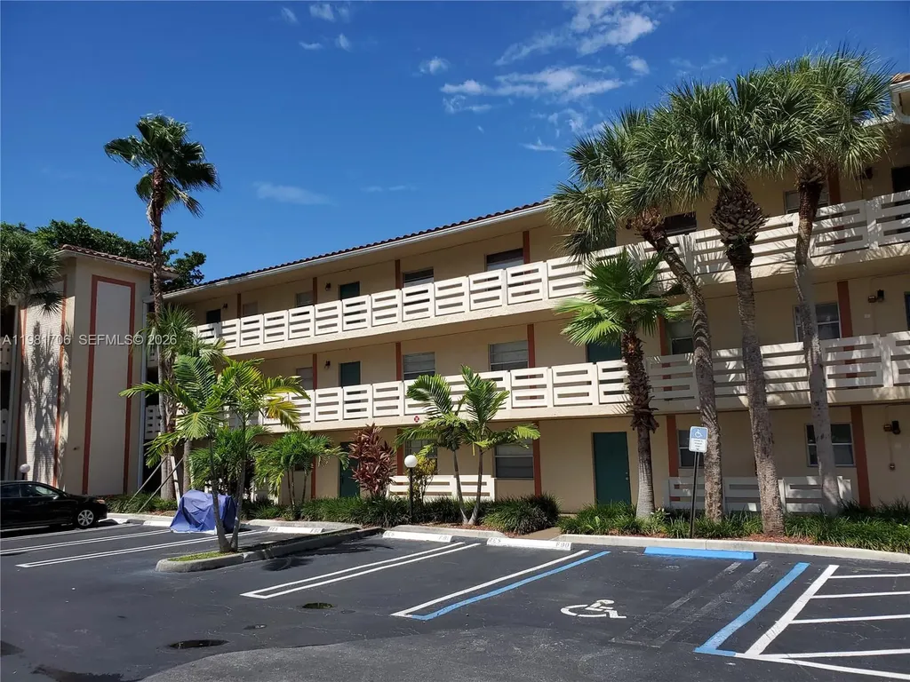 3212 NW 102nd Terrace Coral Springs FL 33065