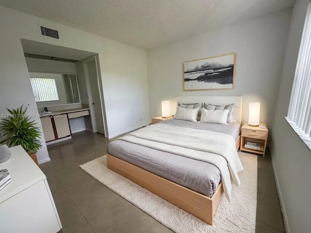 3212 NW 102nd Terrace Coral Springs FL 33065
