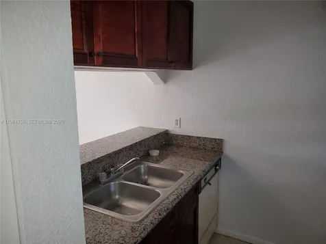 3212 NW 102nd Terrace Coral Springs FL 33065