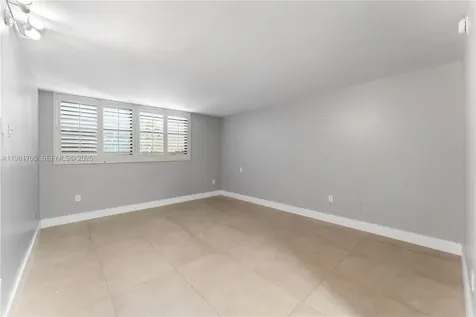 55 Ocean Lane Drive Key Biscayne FL 33149