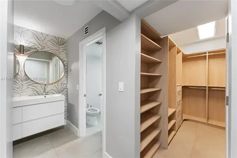 55 Ocean Lane Drive Key Biscayne FL 33149