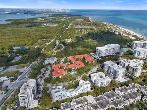 55 Ocean Lane Drive Key Biscayne FL 33149