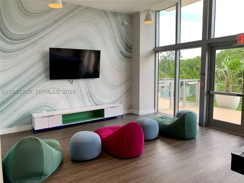 16385 Biscayne Boulevard North Miami Beach FL 33160