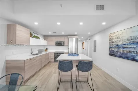 16385 Biscayne Boulevard North Miami Beach FL 33160