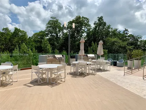 16385 Biscayne Boulevard North Miami Beach FL 33160