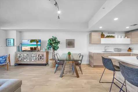 16385 Biscayne Boulevard North Miami Beach FL 33160