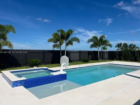 16 NW 10 Avenue Cape Coral FL 33993