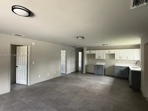 2810 NW 9th Court Fort Lauderdale FL 33311