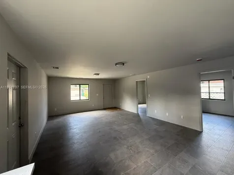 2810 NW 9th Court Fort Lauderdale FL 33311