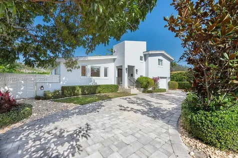 717 Benevento Avenue Coral Gables FL 33146