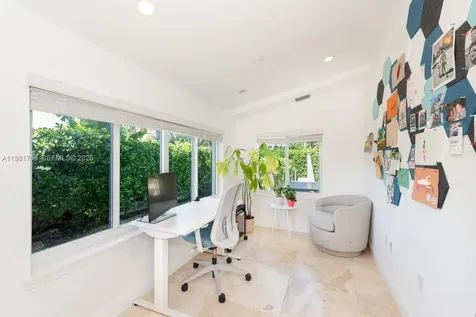 717 Benevento Avenue Coral Gables FL 33146
