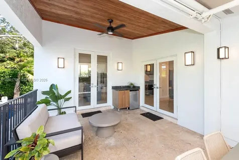 717 Benevento Avenue Coral Gables FL 33146