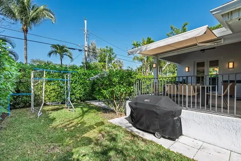 717 Benevento Avenue Coral Gables FL 33146