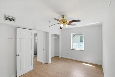 1431 NW 30th Street Miami FL 33142